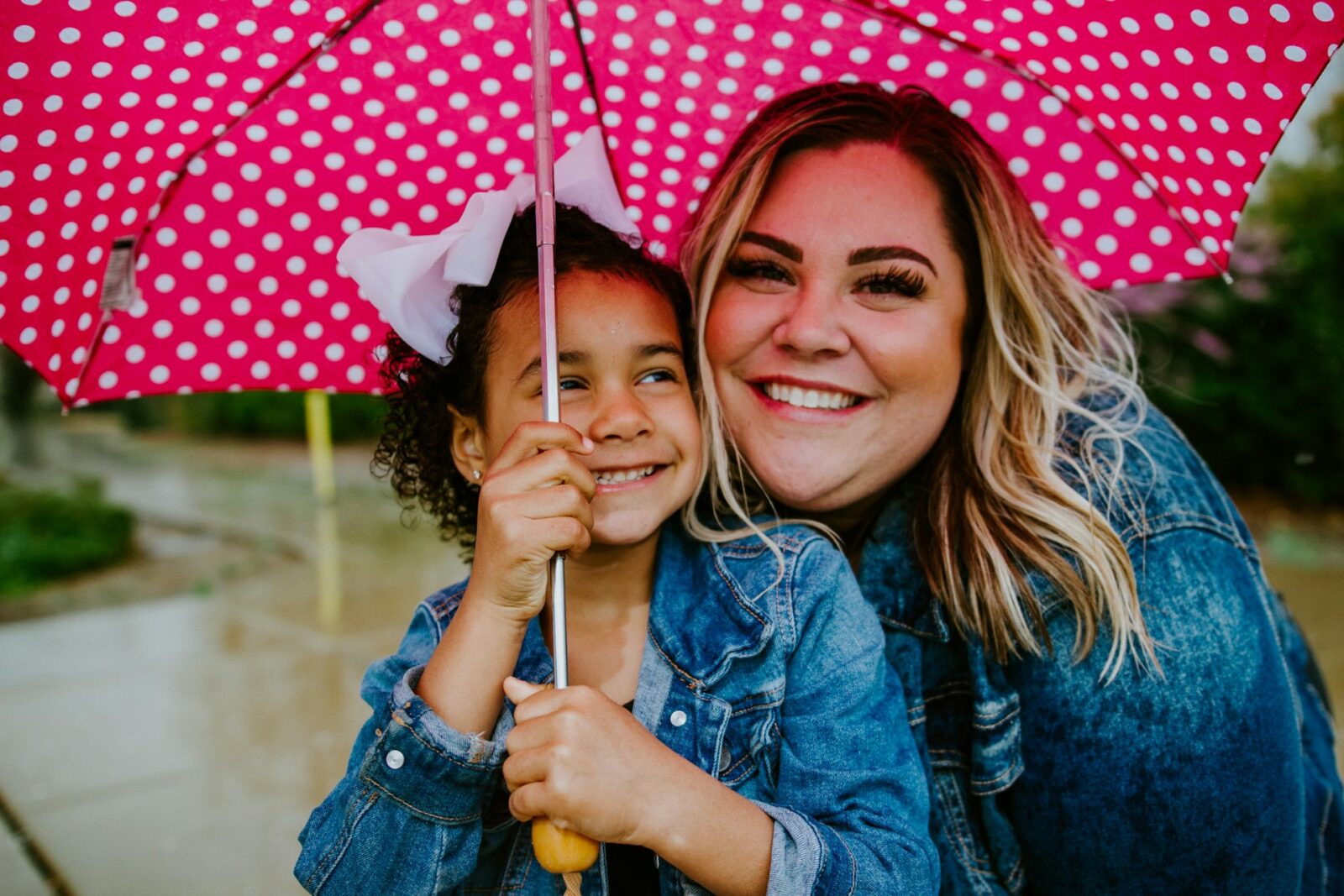 Foster carers in Wales providing a safe and nurturing home for a child, supported by St. David’s Fostering Service, ensuring positive outcomes and stability for vulnerable children.